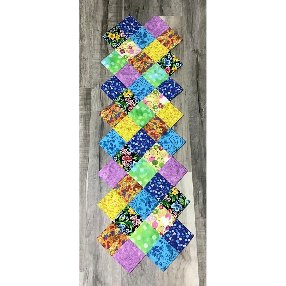 Handmade Quilted Patchwork Table Runner Floral Daisy Reversible 53x18 Farmhouse